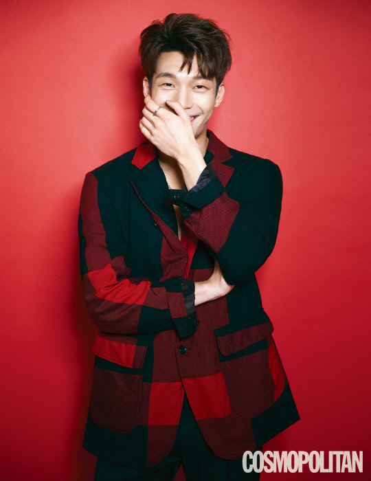 (사진=코스모폴리탄 제공)